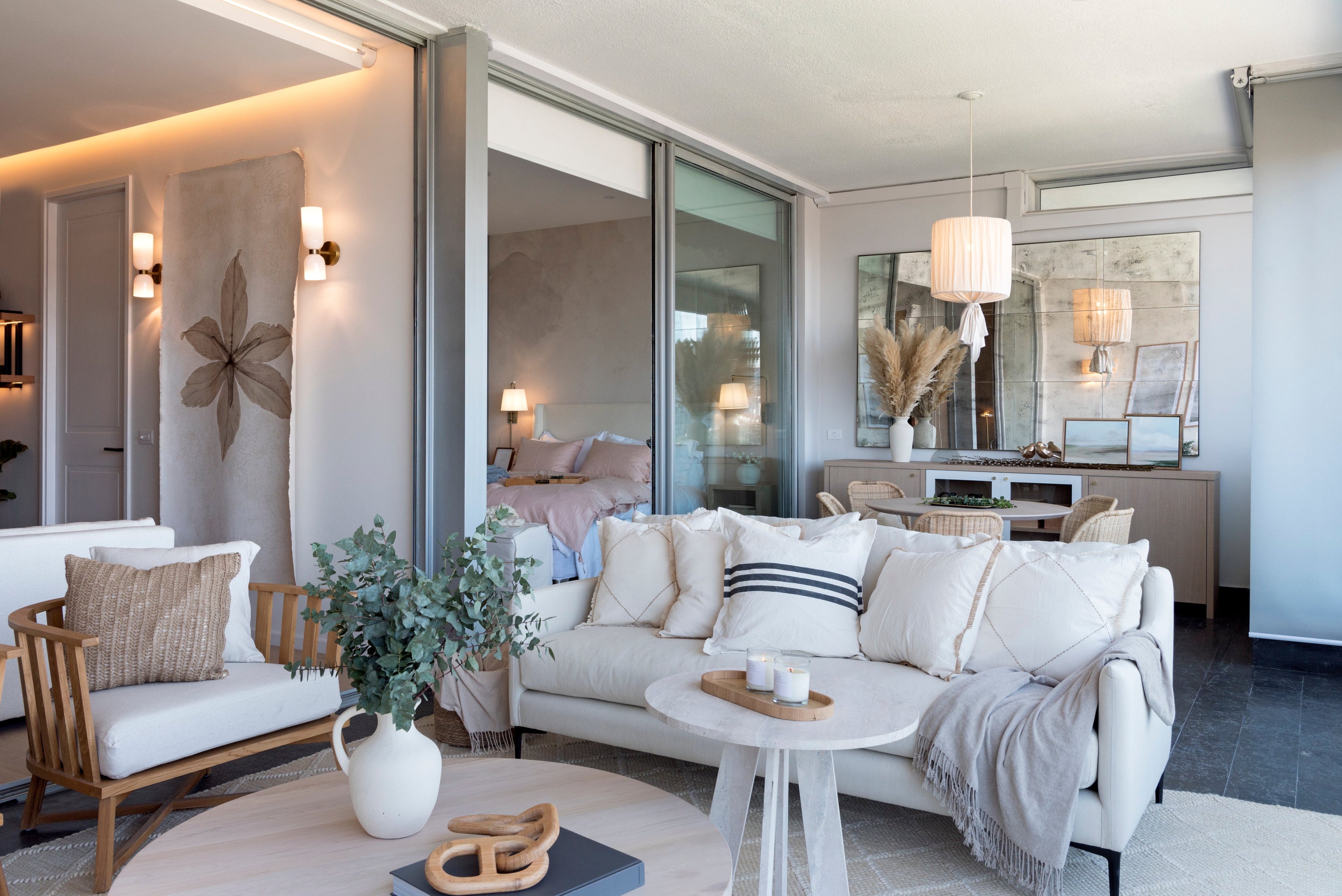 Color del Año Pantone 2026 y su impacto en decoración